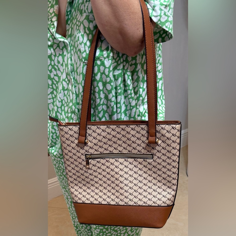 XOXO Brown Patterned Tote Bag Very Good Condition